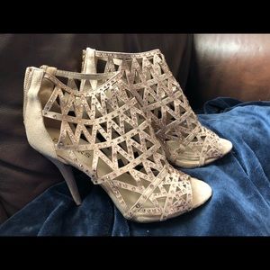 Bakers shoes, heels- used